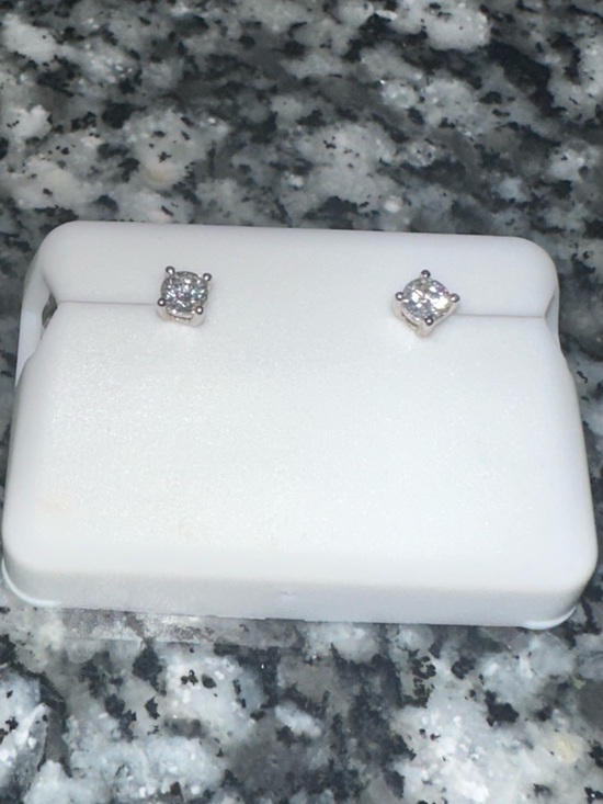 Jewelry - NWT 0.25CTW Moissanite Stud Earrings - 925 Silver